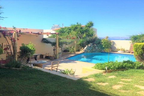 Вилла с 6 спальнями в Ираклион, Греция №57553 3