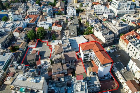 1340m² Commercial property à Nicosia, Cyprus No. 104999 11