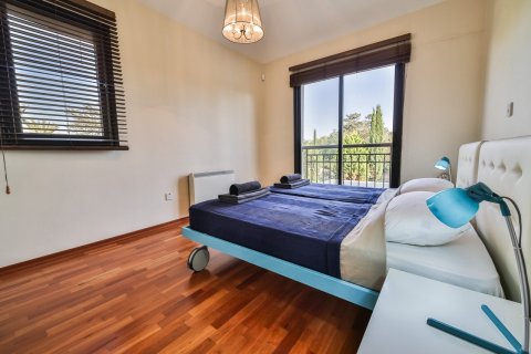 4 bedrooms House in Chloraka, Cyprus No. 37287 2