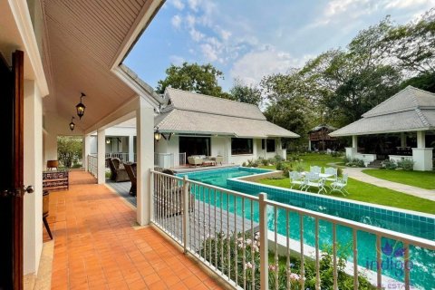 5 bedrooms House in Chiang Mai, Thailand No. 97684 16