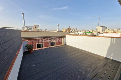 2 dormitorios Penthouse en Barcelona, Spain No. 88236