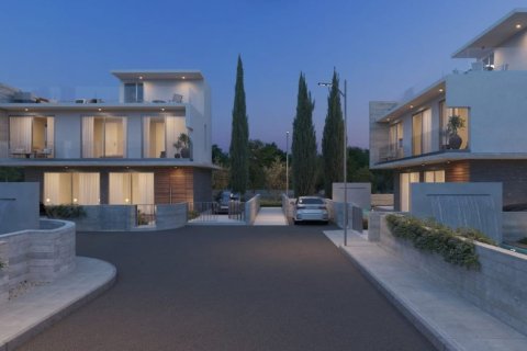 3 bedrooms House in Geroskípou, Cyprus No. 37271 4