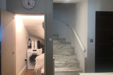 3 bedrooms Apartment in Germasogeia, Cyprus No. 34599 12