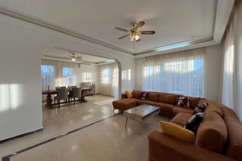 3 rooms Villa in Nong Ha, Vietnam No. 21203 10