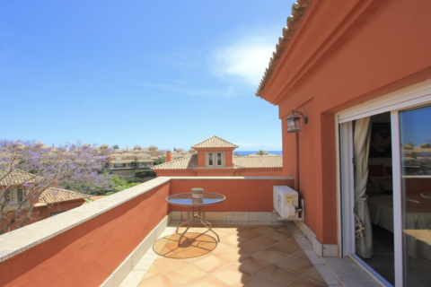 6 bedrooms Villa in Tan Xuan, Vietnam No. 27600 3