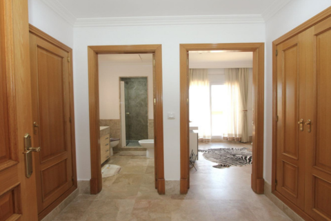 6 bedrooms Villa in Tan Xuan, Vietnam No. 27600 23