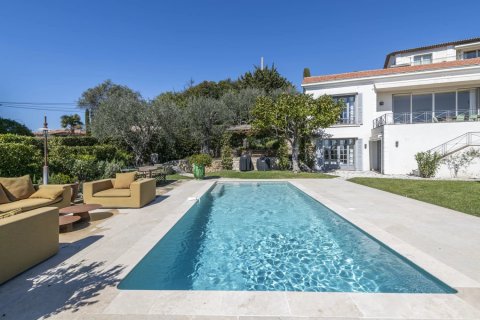 4 dormitorios Villa en Mougins, France No. 99316 1