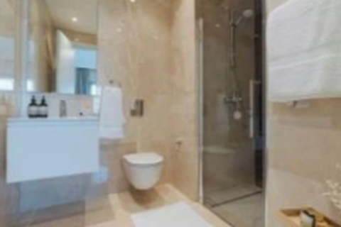 3 bedrooms Apartment in Limassol, Cyprus No. 76499 14