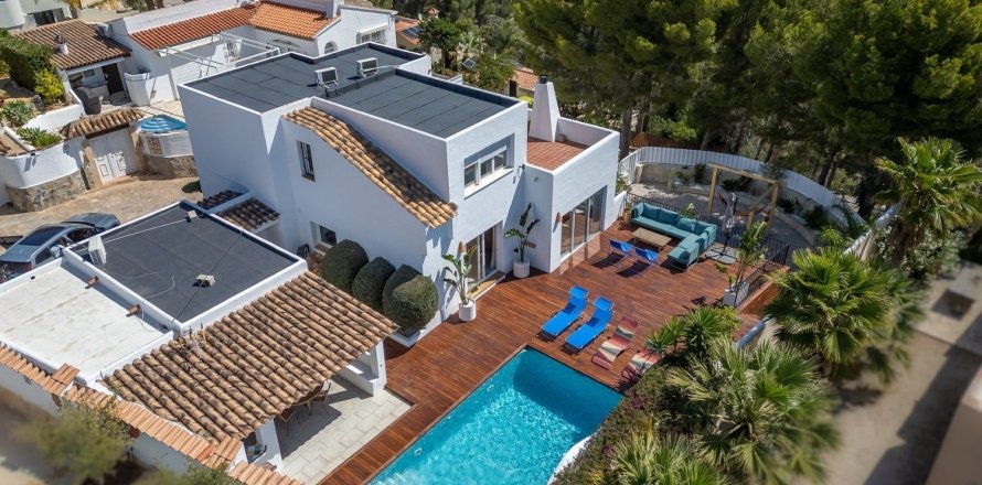 3 bedrooms Villa in Altea, Spain No. 126220