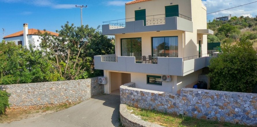 3 bedrooms House in Chania, Greece No. 23900