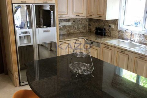 4 bedrooms House in Mouttagiaka, Cyprus No. 101065 6