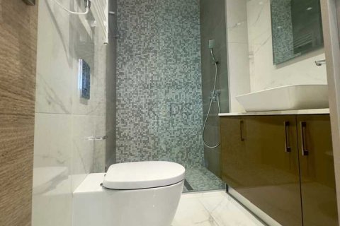 3 bedrooms Apartment in Germasogeia, Cyprus No. 80917 16