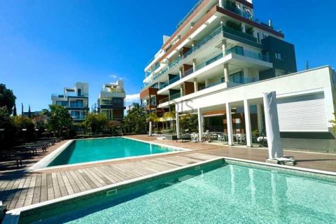 3 bedrooms Apartment in Germasogeia, Cyprus No. 80917 8