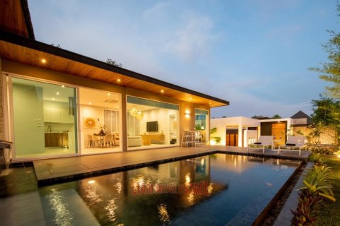 3 bedrooms Villa in Krabi, Thailand No. 97417 8