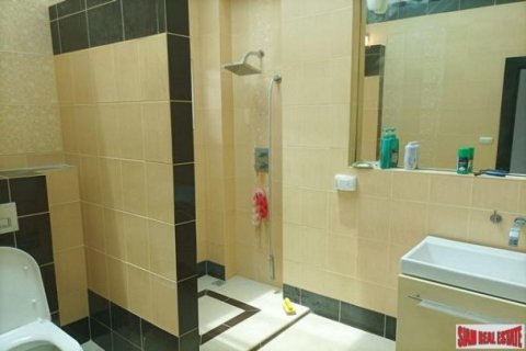 4 bedrooms Villa in Jomtien Beach, Thailand No. 97557 10