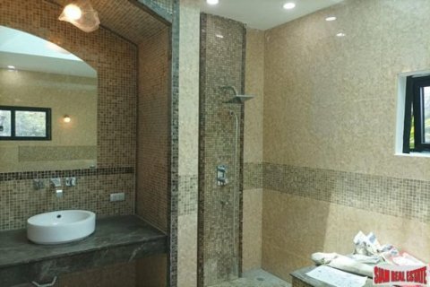 4 bedrooms Villa in Jomtien Beach, Thailand No. 97557 18