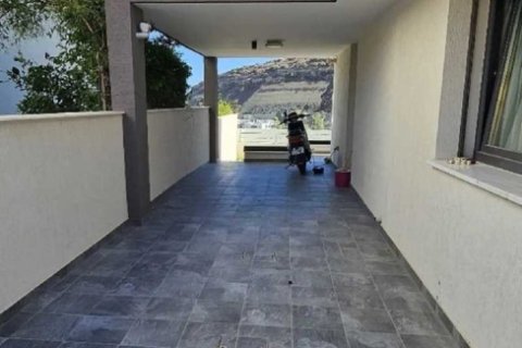 4 bedrooms House in Germasogeia, Cyprus No. 100693 13