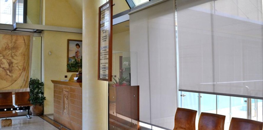 2000m² Business in Elliniko, Greece No. 109690