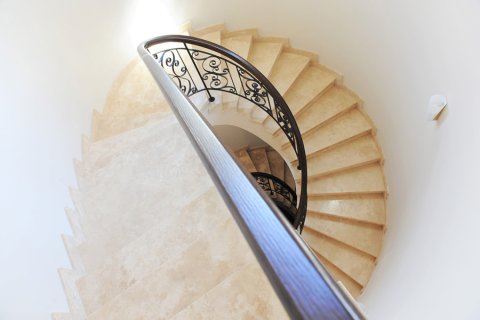 6 bedrooms Villa in Larnaca, Cyprus No. 105614 2