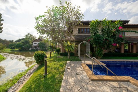 4 dormitorios House en Chiang Mai, Thailand No. 97740 1