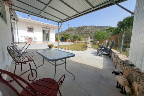 3 bedrooms Villa in Chania, Greece No. 23886 4