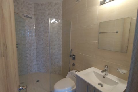 2 bedrooms Apartment in Panama City, Panama No. 110460 7