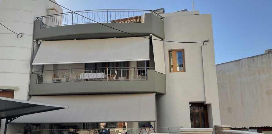 3 bedrooms Apartment in Heraklion, Greece No. 108646