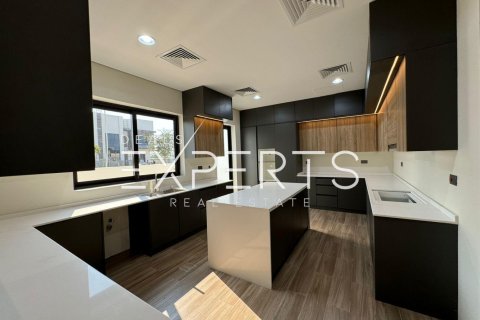 4 dormitorios Villa en Thach Than, Vietnam No. 83698 6