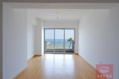 2 bedrooms Apartment in Larnaca, Cyprus No. 79459 7