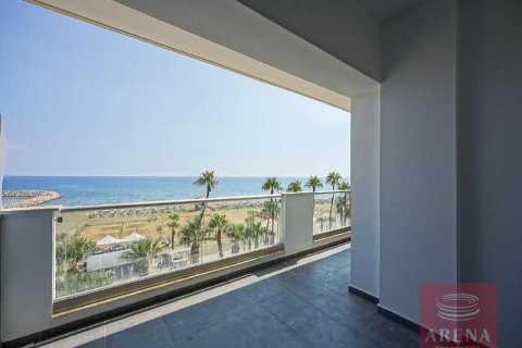 2 bedrooms Apartment in Larnaca, Cyprus No. 79459 4