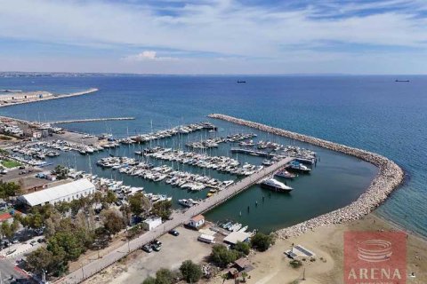 2 bedrooms Apartment in Larnaca, Cyprus No. 79459 3