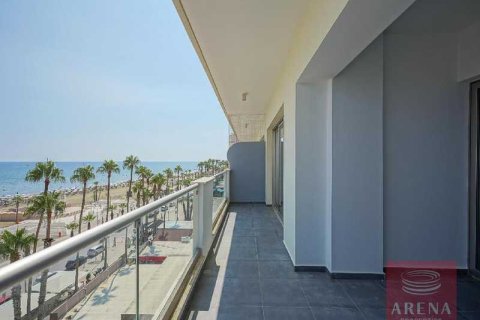2 bedrooms Apartment in Larnaca, Cyprus No. 79459 5