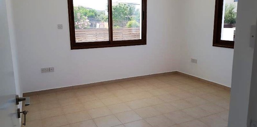 8 bedrooms Villa in Paphos, Cyprus No. 106100