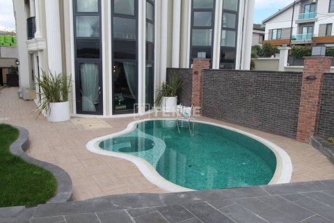 5 bedrooms Villa in An Thach Trung, Vietnam No. 11220 23