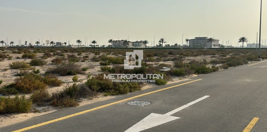 972m² Land in Le Loi, Vietnam No. 93388