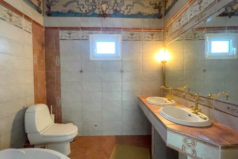 Вилла с 4 спальнями в Эпаноми, Греция №122629 27