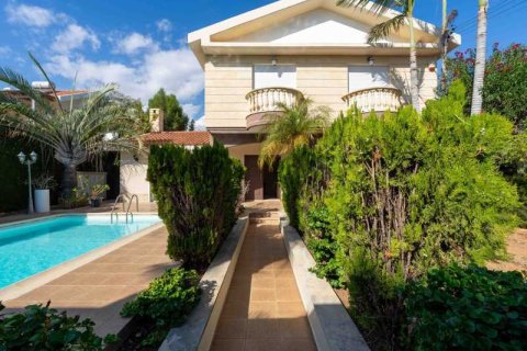 4 bedrooms House in Limassol, Cyprus No. 73919 1