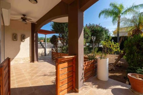 4 bedrooms House in Limassol, Cyprus No. 73919 11