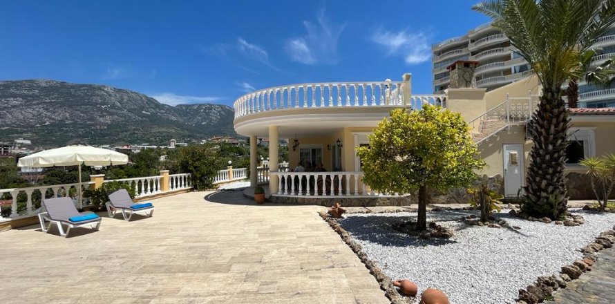4 rooms Villa à Mahmutlar, Turkey No. 88655