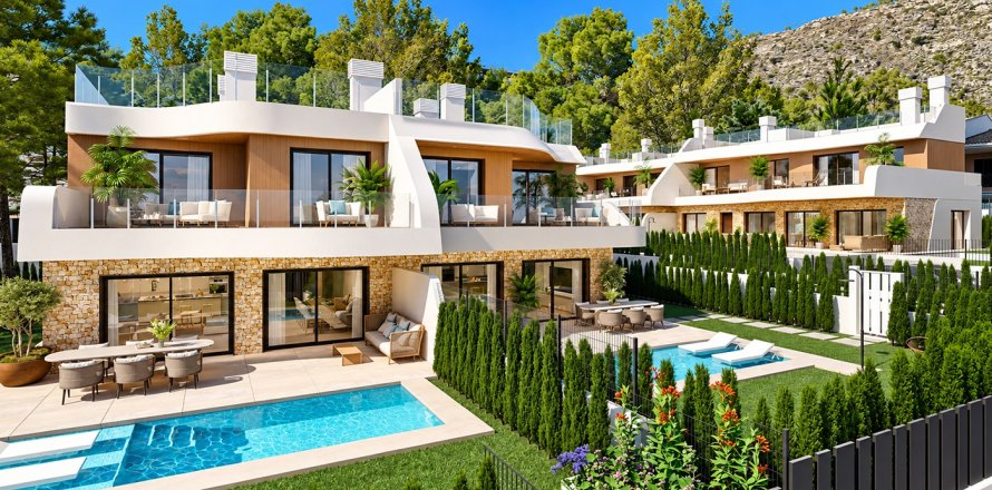 3 chambres Duplex à Peguera, Spain No. 129030