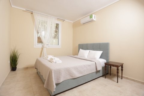 Дом с 3 спальнями в Халкидики, Греция №108595 8