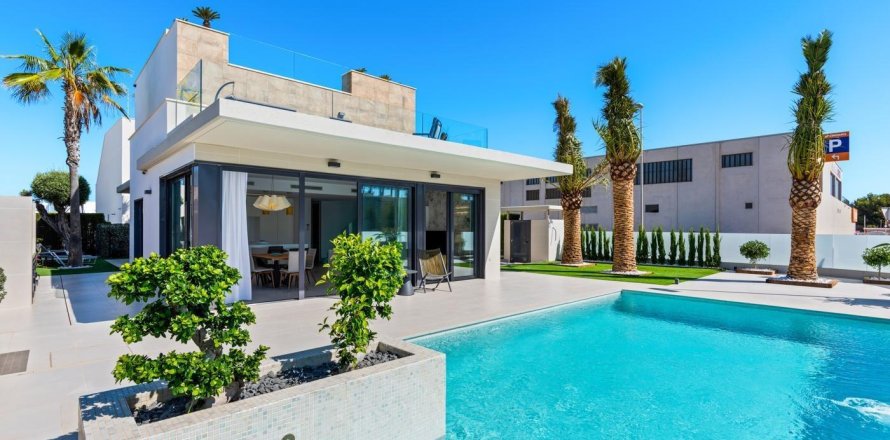 4 bedrooms Villa in Campoamor, Spain No. 124647