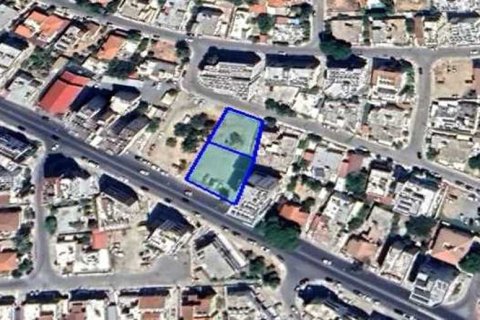 Commercial property in Aglantzia, Cyprus No. 42182 1