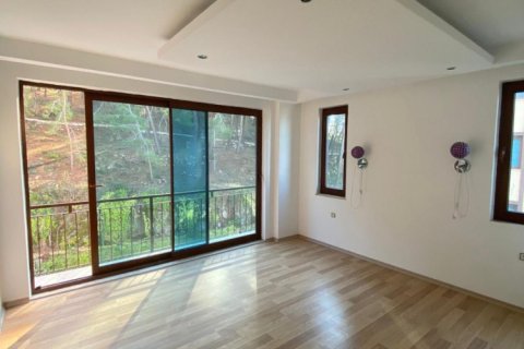 2 bedrooms Apartment in Lien Chieu, Vietnam No. 12252 17