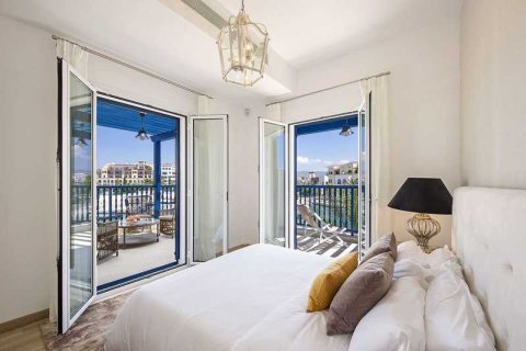 3 bedrooms Villa in Limassol, Cyprus No. 30530 2