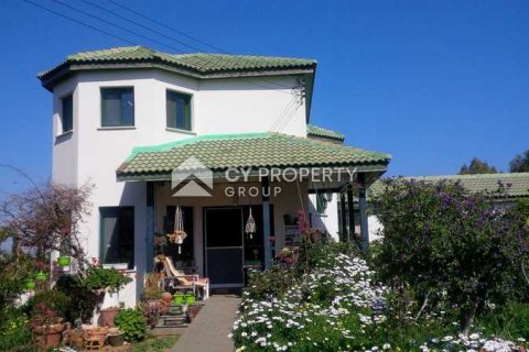 3 bedrooms House in Pervolia, Cyprus No. 71014 3