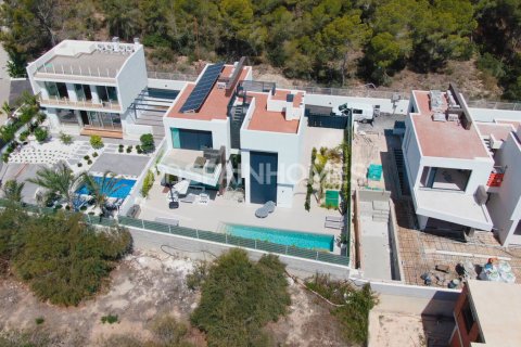 4 bedrooms Villa in Duc Hoa Thuong, Vietnam No. 25922 14