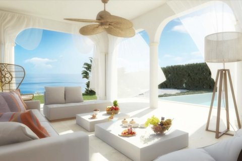 6 bedrooms Villa in Larnaca, Cyprus No. 105635 3