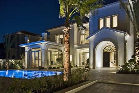 6 bedrooms Villa in Larnaca, Cyprus No. 105635 11