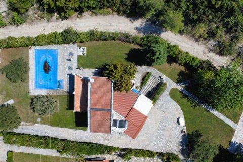 6 bedrooms Villa in Chalkidiki, Greece No. 110089 4
